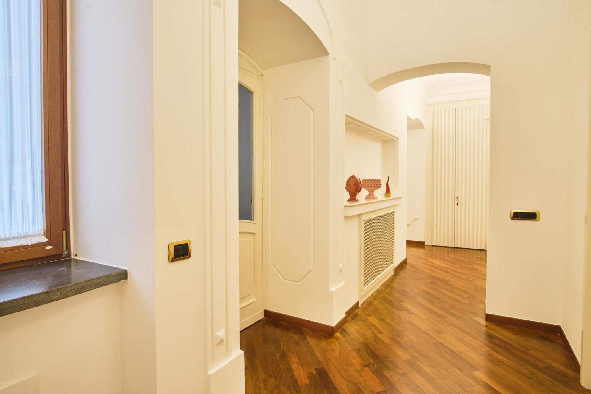 Pink Star Napoli Luxury Apartment Экстерьер фото